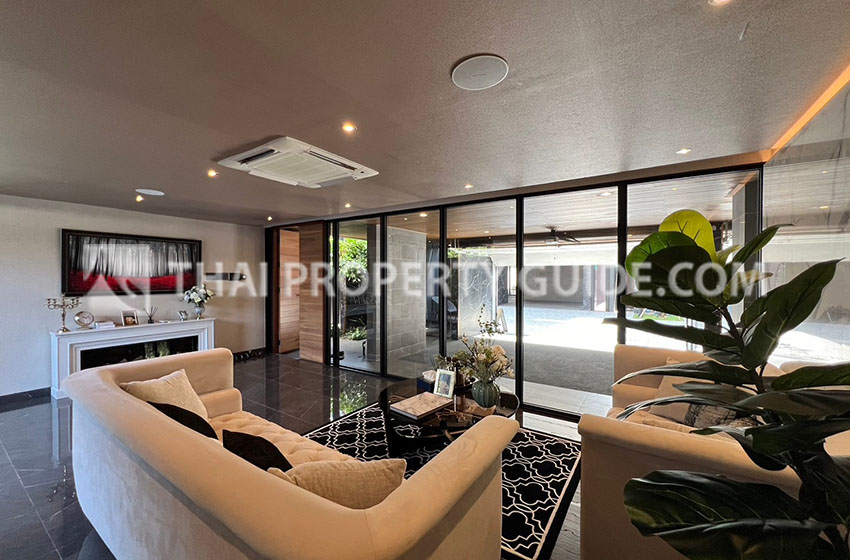 House with Private Pool in Srinakarin 